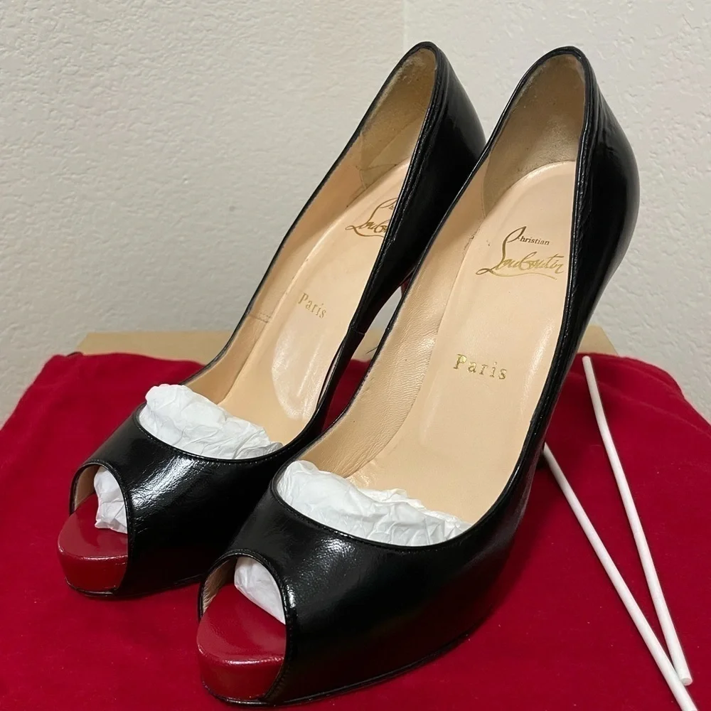 Christian Louboutin Very Prive 120mm Platform heel EU38 Black Kid leather.